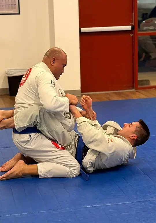 Focused Brazilian Jiu‑Jitsu instruction at Gracie Barra Denver